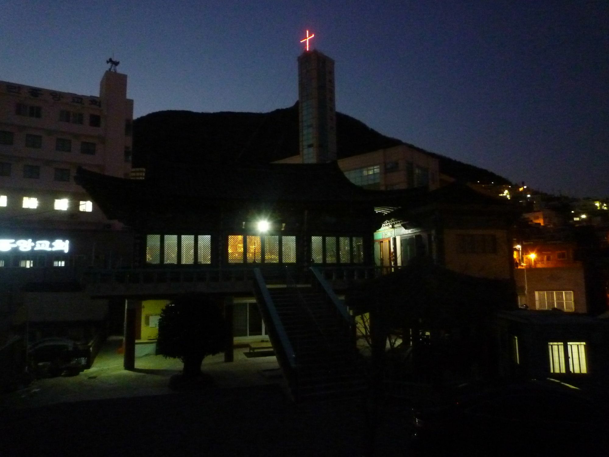 Busan Backpackers Екстериор снимка